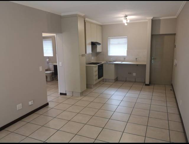 1 BEDROOM PROPERTY TO RENT IN BRYANSTON